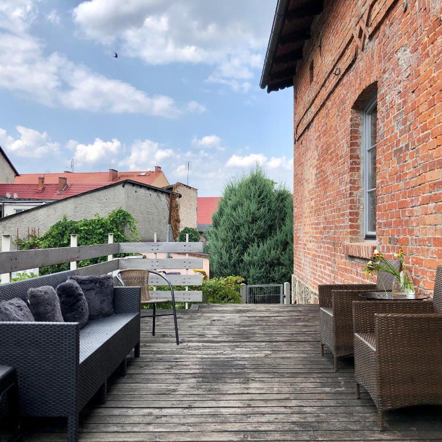 Apartamenty Stara Winiarnia Wałcz Buitenkant foto