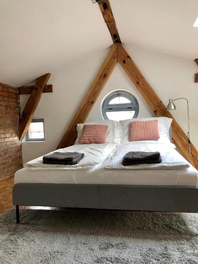 Apartamenty Stara Winiarnia Wałcz Buitenkant foto