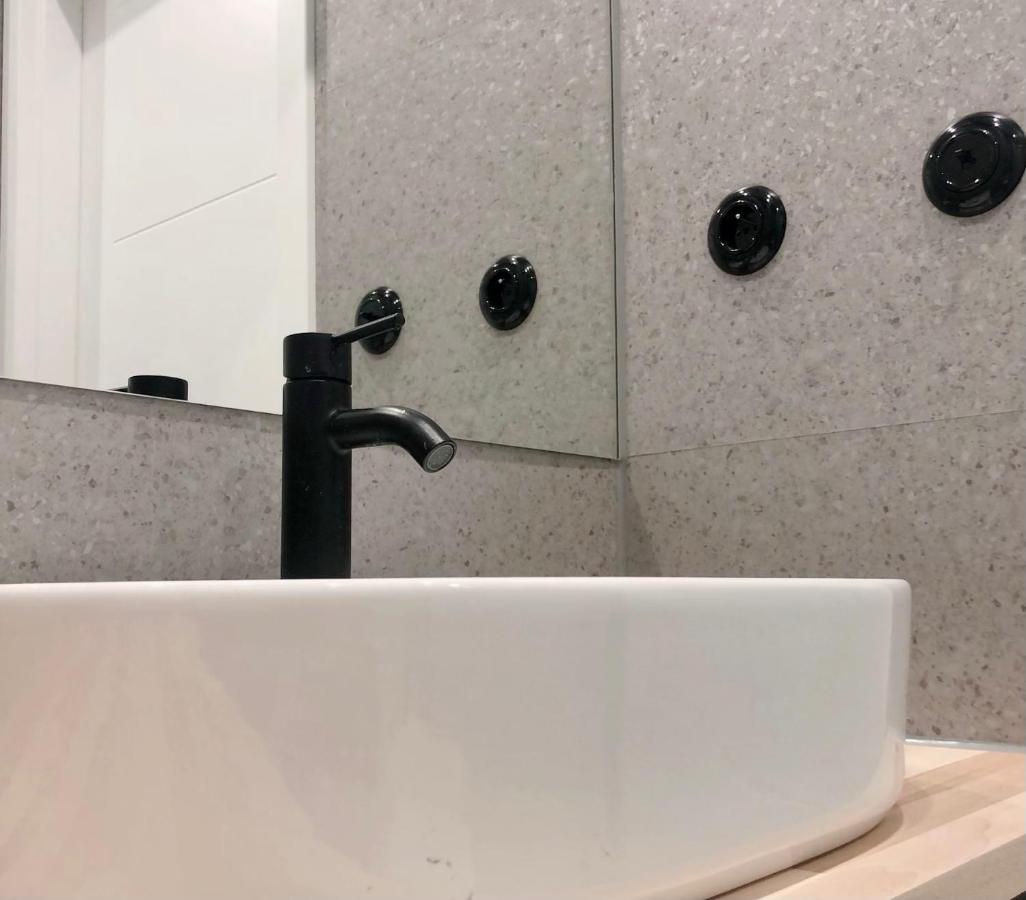 Apartamenty Stara Winiarnia Wałcz Buitenkant foto