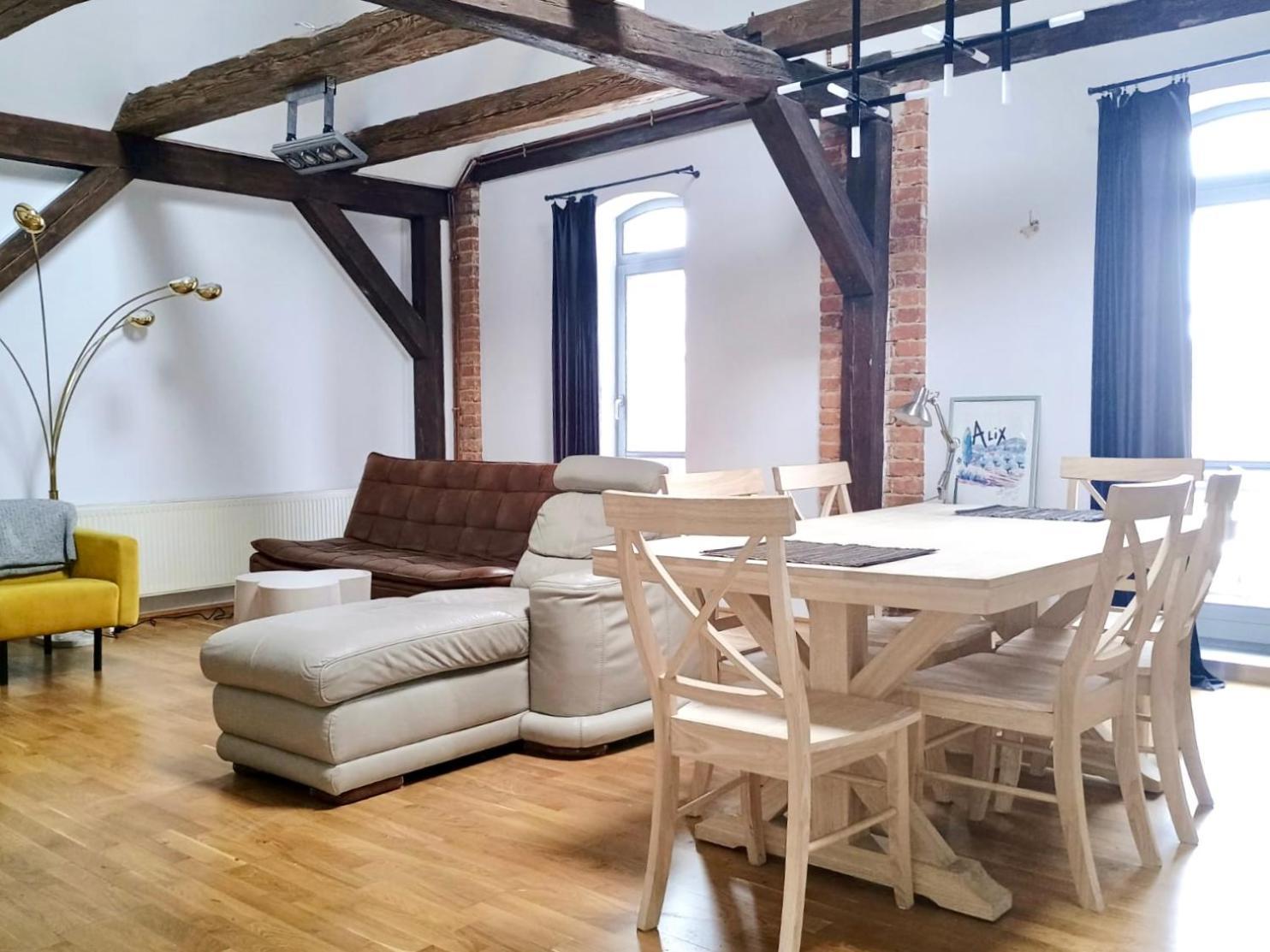 Apartamenty Stara Winiarnia Wałcz Buitenkant foto